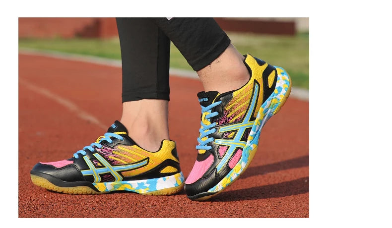 2022 new women's sneakers, men's badminton shoes, light black breathable female outdoor sports training shoes, women's athletics sports green