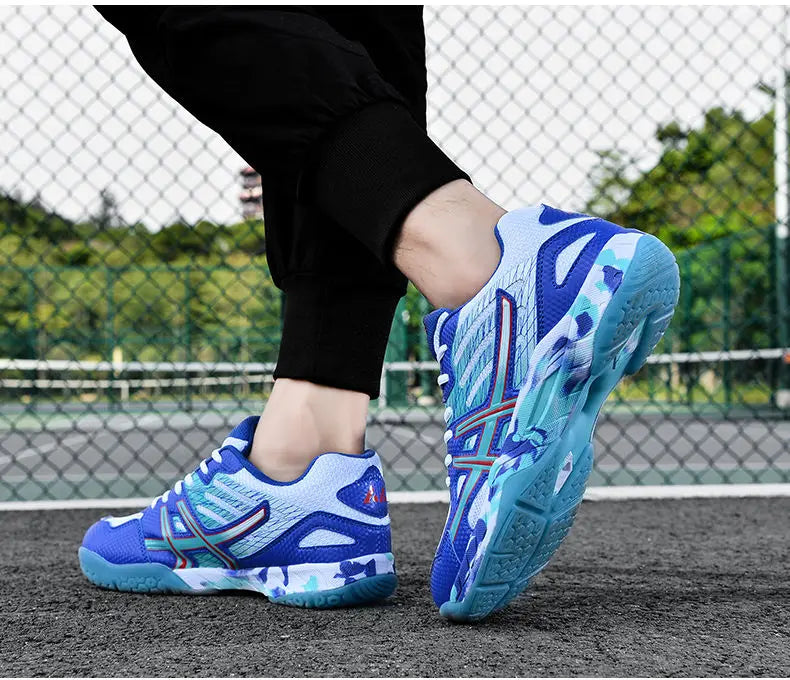 2022 new women's sneakers, men's badminton shoes, light black breathable female outdoor sports training shoes, women's athletics sports green