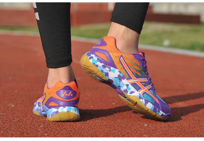 2022 new women's sneakers, men's badminton shoes, light black breathable female outdoor sports training shoes, women's athletics sports green