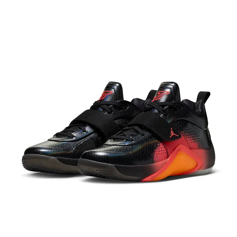 Jordan TATUM 5 PF, chaussures de basketball pour hommes, modèle IO1745-002, avec sangle réglable, empeigne respirante, semelle absorbant les chocs, baskets de terrain, retours gratuits.