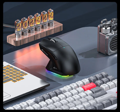 Attack Shark X11&R1 třirežimová bezdrátová Bluetooth myš s nabíjecí základnou, RGB, ergonomická, lehká myš, příslušenství pro PC hráče