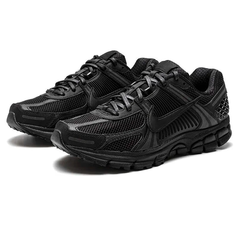 Originalni moški tekaški copati NIKE ZOOM VOMERO 5