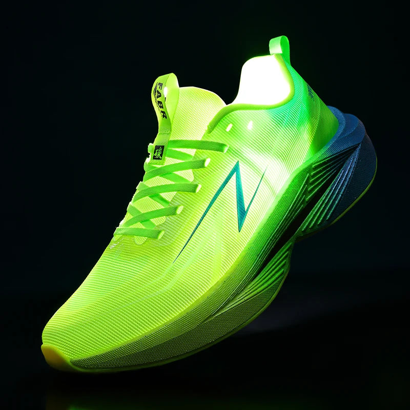 Marathon Men Running Shoes Sports Speciality Breathable Lightweight Women's Athletic Nonskid Carbon Board Comfortable Sneakers