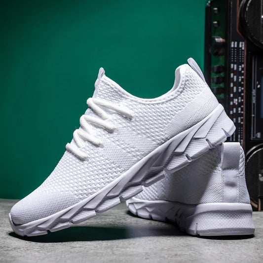 Men's Breathable Lightweight Running Sneakers Four Seasons Plus Size Classic Casual Sports Platform Walking Shoes