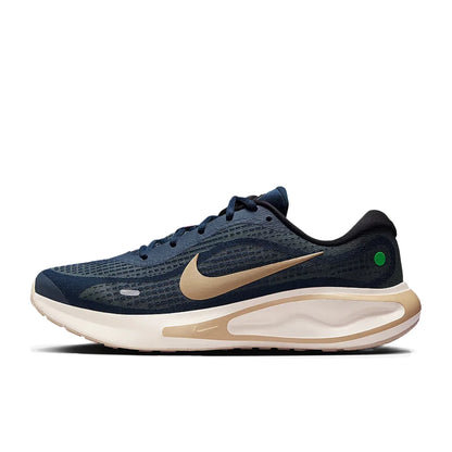 Tekaske copate Nike Journey Run Udobna blaženje, protizdrsne in trpežne Idealne za vsakodnevni trening IM3374-001