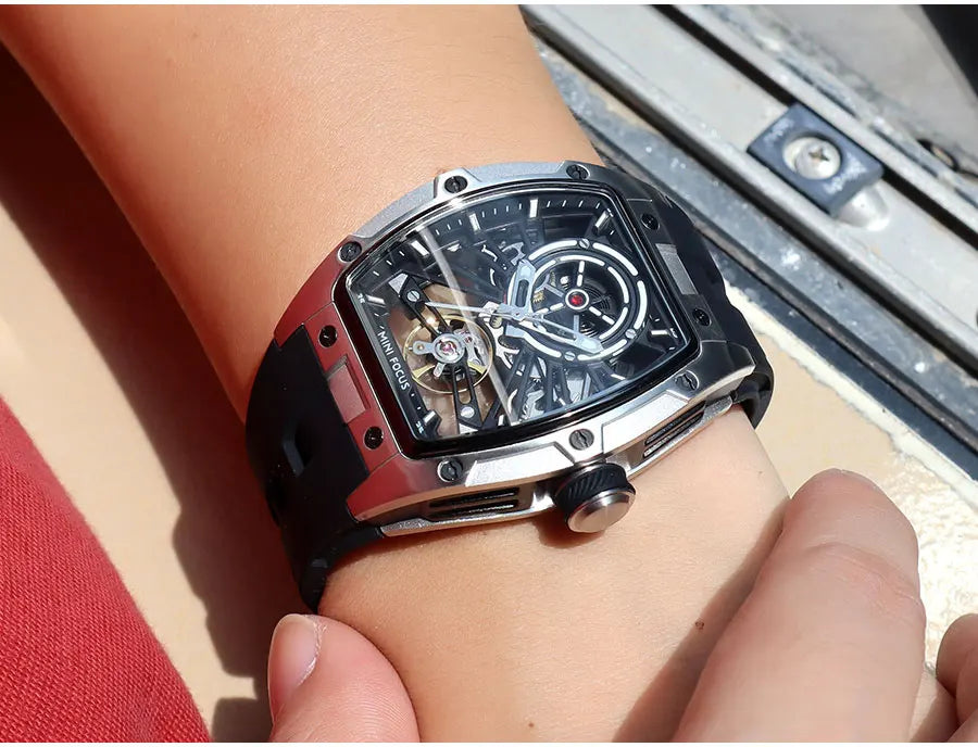 MINI FOCUS Orologio da polso da uomo fashion nero impermeabile, automatico meccanico, con lancette luminose, cinturino in silicone e quadrante tonneau