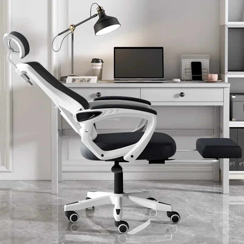 Chaise de jeu ergonomique pour ordinateur, avec dossier inclinable et hauteur réglable, idéale pour les étudiants, les dortoirs et les bureaux à domicile.