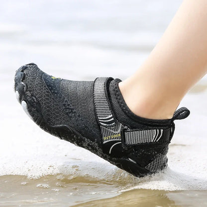 Kids Aqua Shoes Summer Beach Five Fingers Barefoot Water Shoes Swimming Lightweight Non-slip Seaside River Children Sneakers