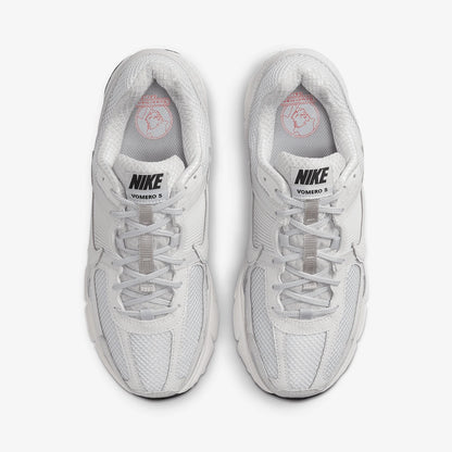 Sapatilhas desportivas retro confortáveis para mulher Nike Zoom Vomero 5 genuínas FQ7079-100