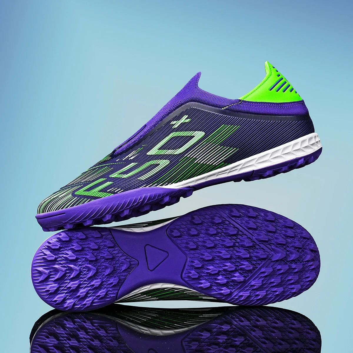 Nouvelles chaussures de football pour hommes, chaussures de soccer ultralégères, crampons, chaussures de futsal unisexes de haute qualité, vente chaude, baskets professionnelles TF/FG