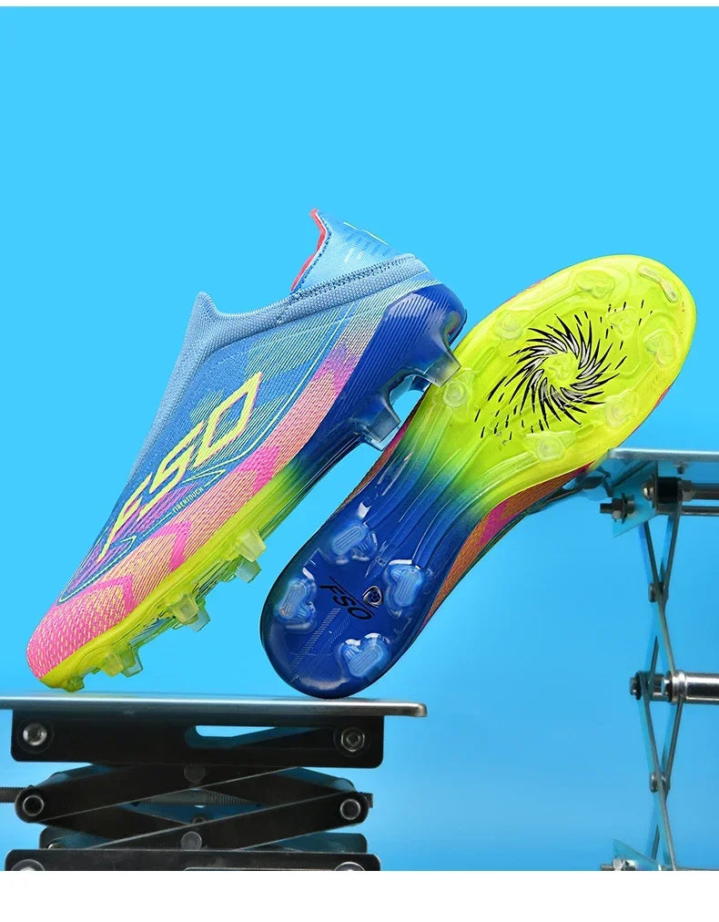 Nouvelles chaussures de football pour hommes, crampons pour terrain en herbe, de haute qualité, antidérapantes, légères, mi-hautes, pour les matchs en extérieur, chaussures de sport, très vendues pour l'entraînement.