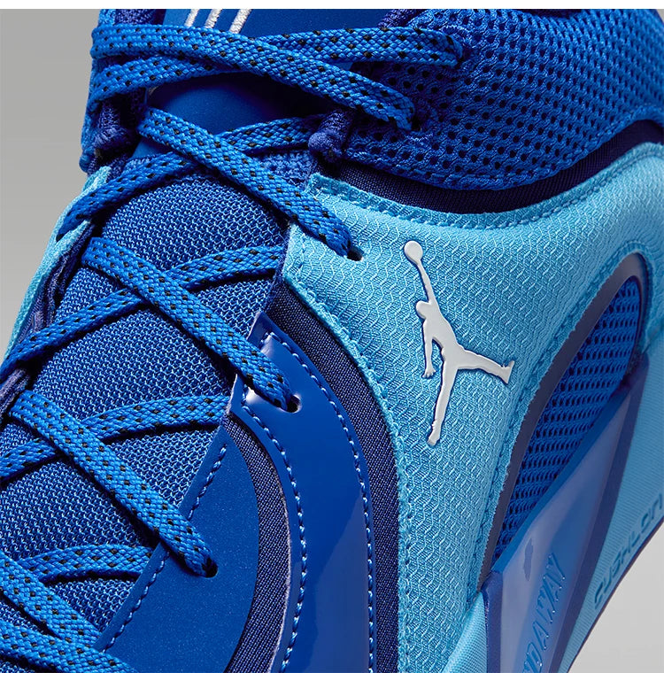 Nike Authentic Jordan moške modne košarkarske copate z oblazinjenim podplatom HQ4613-401