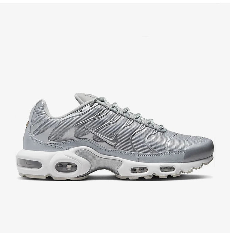 Uradni avtentični moški tekaški copati Nike AIR MAX PLUS z oblazinjenjem FJ1012-095
