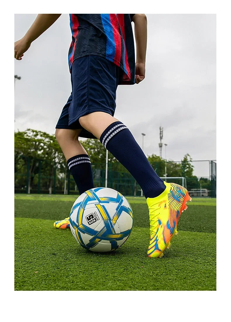Nouvelles chaussures de football pour hommes, crampons antidérapants, chaussures de sport d'extérieur, chaussures de football ultralégères FG, crampons longs, baskets de match