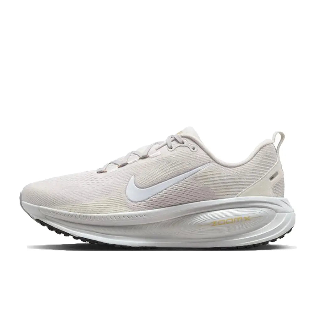 Nike Vomero 18 Demping Ondersteuning Lichtgewicht Ideaal voor hardlopen en wandelen Comfortabele unisex hardloopschoenen HM6803-402