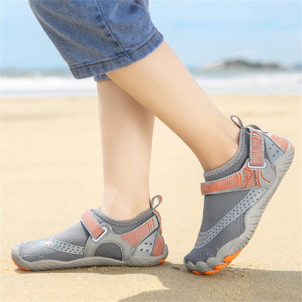 Kids Aqua Shoes Summer Beach Five Fingers Barefoot Water Shoes Swimming Lightweight Non-slip Seaside River Children Sneakers