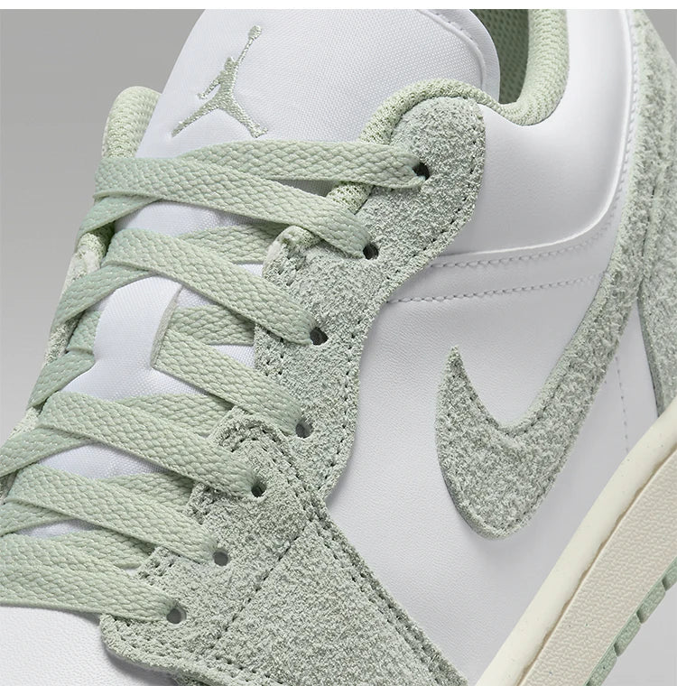 Nike originalni moški športni čevlji Air Jordan 1 Low SE FN5214-131