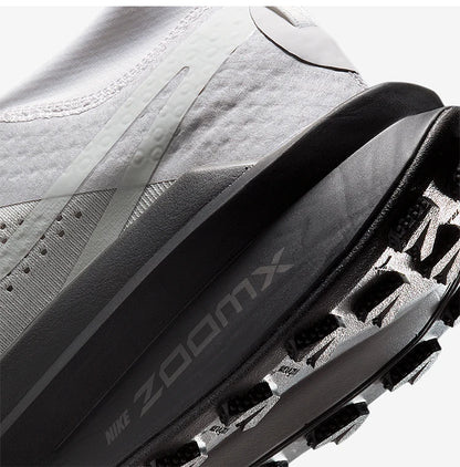 Nike originalni Zegama Trail 2 moški dihalni tekaški čevlji IB7669-001