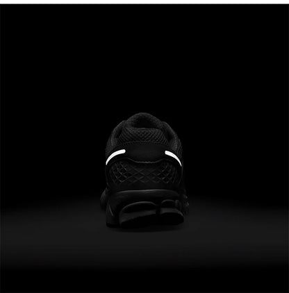 Sapatilhas desportivas retro confortáveis para mulher Nike Zoom Vomero 5 genuínas FQ7079-100