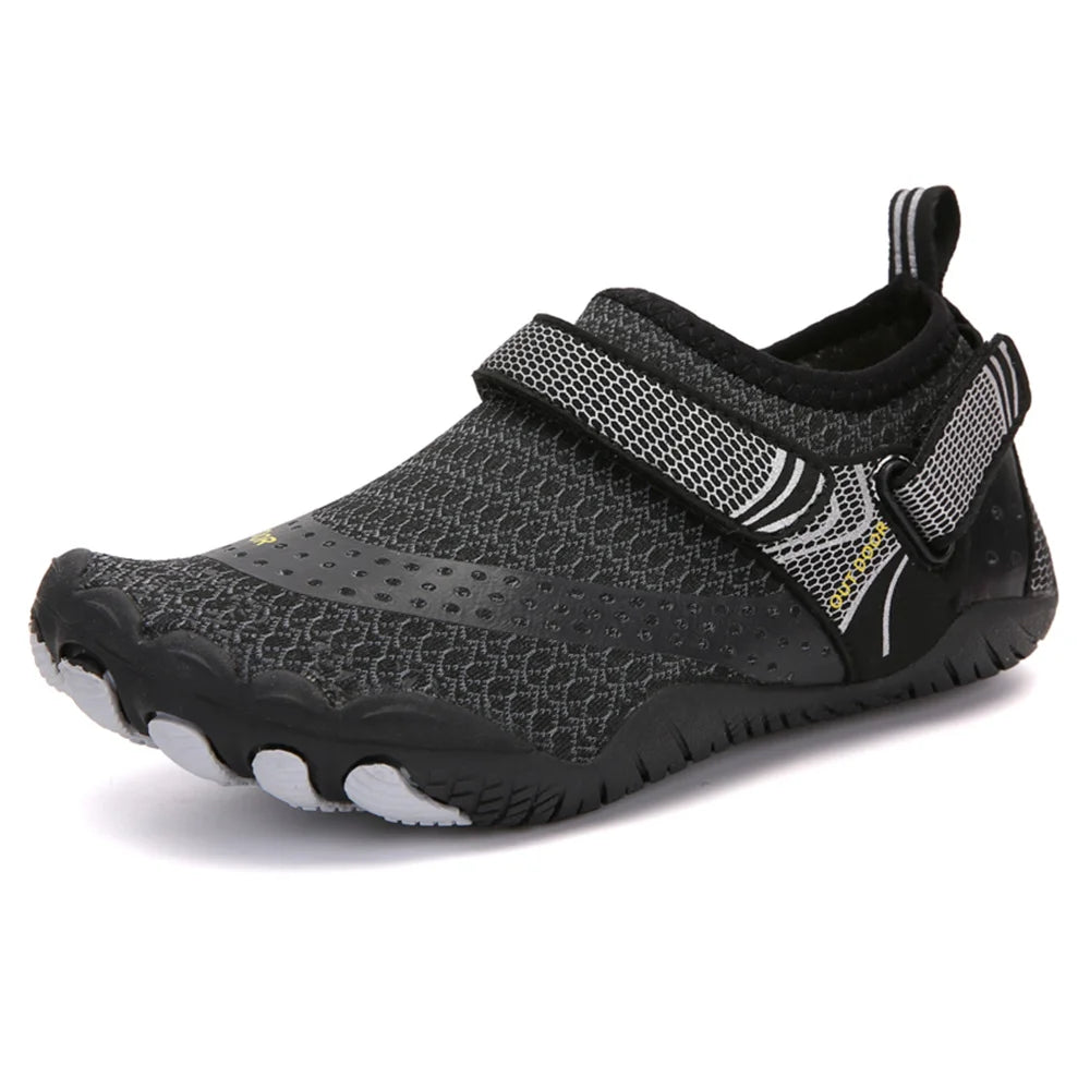 Kids Aqua Shoes Summer Beach Five Fingers Barefoot Water Shoes Swimming Lightweight Non-slip Seaside River Children Sneakers