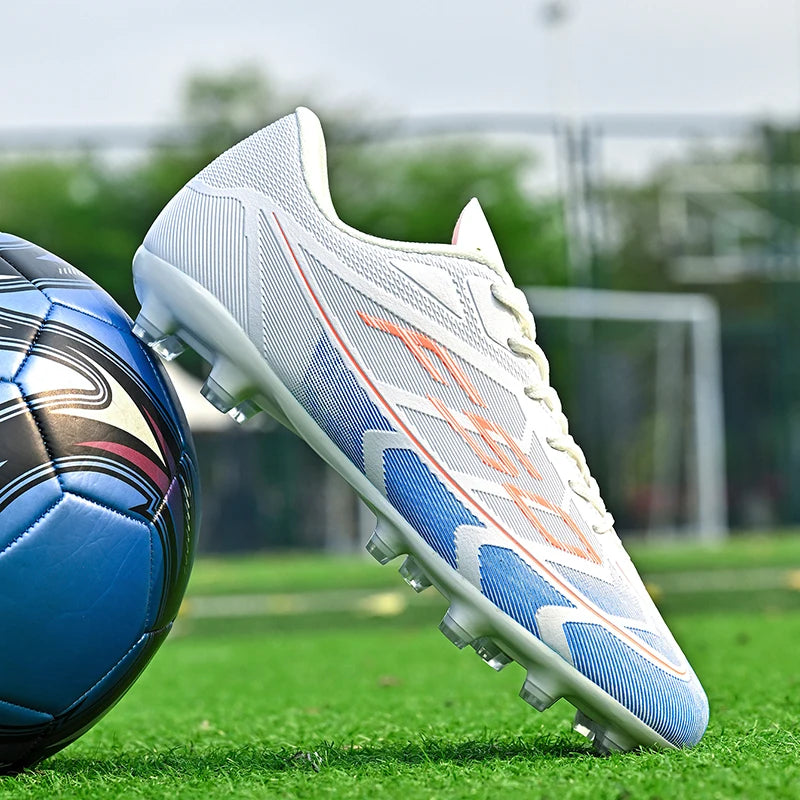 Nouvelles chaussures de football pour hommes, chaussures de sport respirantes, chaussures de football d'extérieur antidérapantes, chaussures de futsal de haute qualité, haute tige, ultralégères, pour les matchs