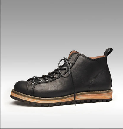 KOWM Cowhide Hiking Shoes Men's Walking Boot British Trekking Shoes Thick-Soled Cowhide High-Top Motorcycle Boots Ankle Sneakers