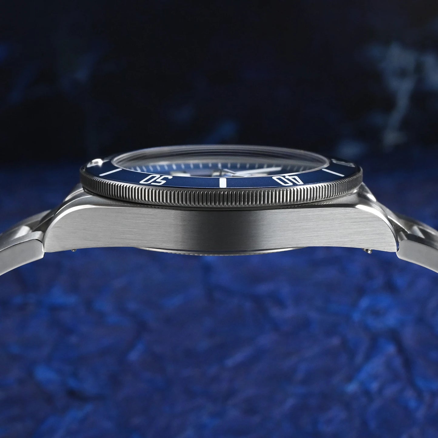 Watchdives WD1969 Pro 38mm Quartz Watch VH31 Sweep Seconds Movement 20Bar Waterproof BGW9 Blue Luminous Sapphire Glass Watches