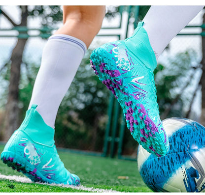 Chaussures de Football pour hommes et femmes, chaussures d'extérieur AG/FG, bottes de Football respirantes, ultralégères, antidérapantes, chaussures d'entraînement de Futsal