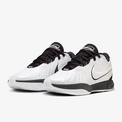 Nike Authentic LeBron 21 EP Herren-Basketballschuhe mit Dämpfung HF5842-100