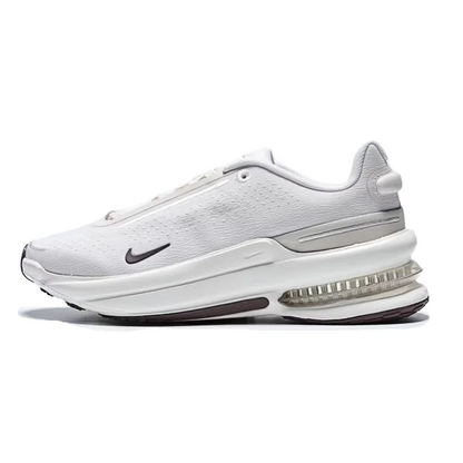 Nike Air Zoom Uptown SC nizki tekaški copati – protizdrsni, trpežni, udobni, z mehko oblazinjenostjo, dihalni IB2746-103