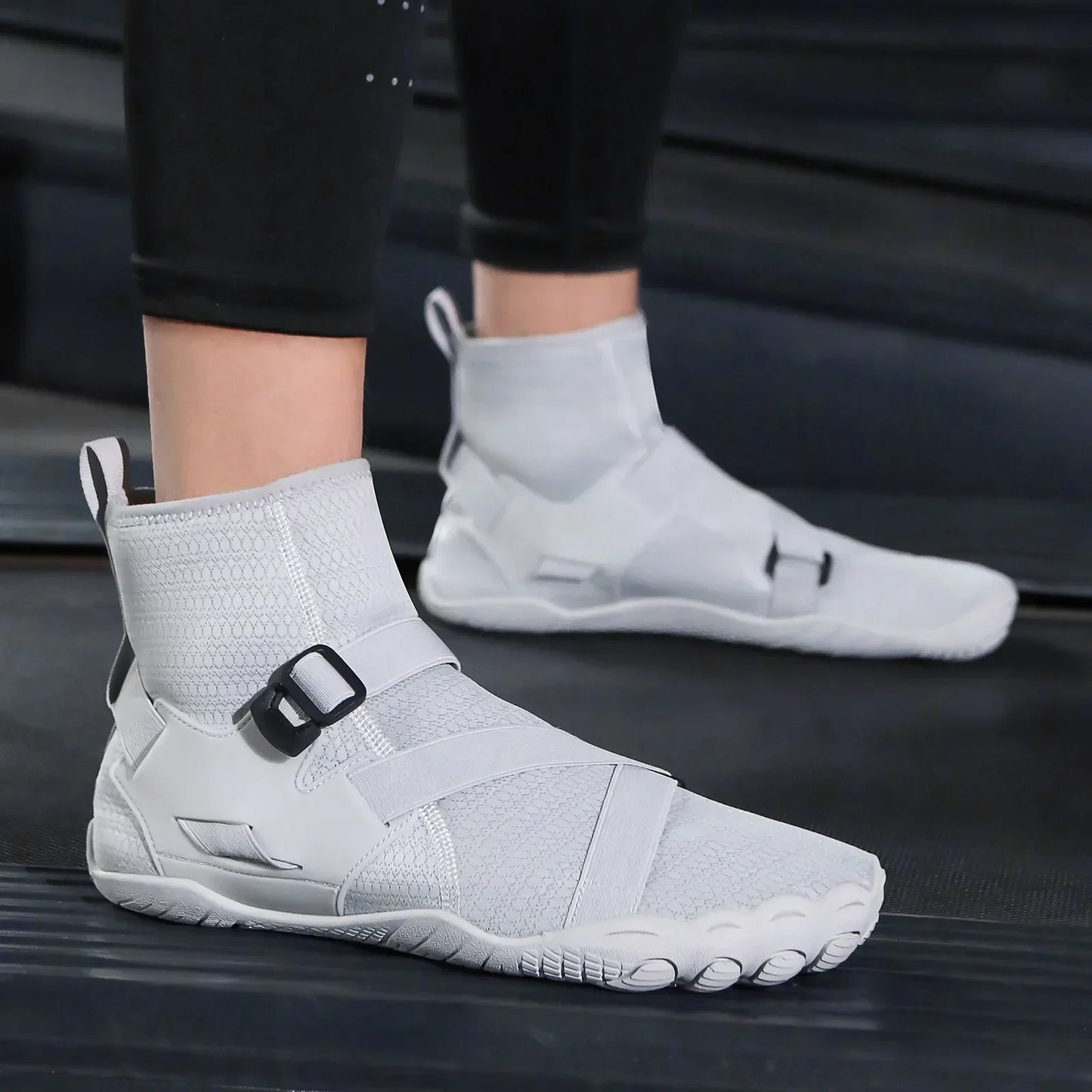 Outdoor Sport Hiking Wading Sneakers Unisex Swimming Water Shoes High Top Barefoot Beach Aqua Shoes Fitness Diving Surf Sandals