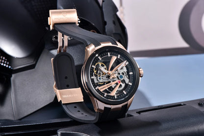 Ceas pentru bărbați PAGANI DESIGN – Model mecanic automat de lux, de tip „schelet” (cu mecanism expus), dotat cu un tourbillon, sticlă de safir cu tratament antireflex, rezistent la apă și luminescent.