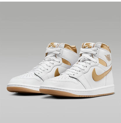 Sneakers da donna Nike Authentic Jordan 1 Retro HI OG Replica FD2596-107