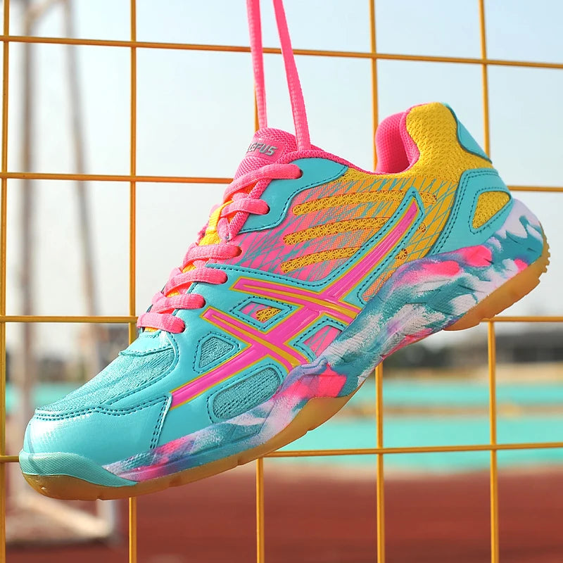 2022 new women's sneakers, men's badminton shoes, light black breathable female outdoor sports training shoes, women's athletics sports green