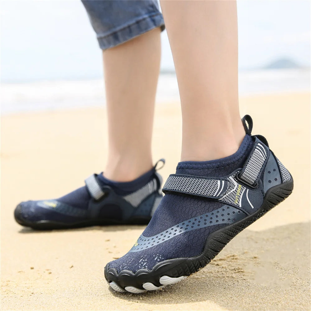 Kids Aqua Shoes Summer Beach Five Fingers Barefoot Water Shoes Swimming Lightweight Non-slip Seaside River Children Sneakers