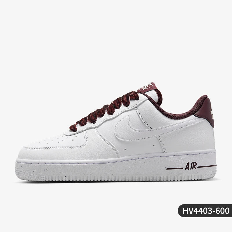 Originální dámské nízké retro lehké volnočasové tenisky Nike Air Force 1 HV4403-600