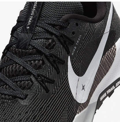 Offizielle Nike Pegasus Trail 5 Offroad-Schnürlaufschuhe für Damen DV3865-001