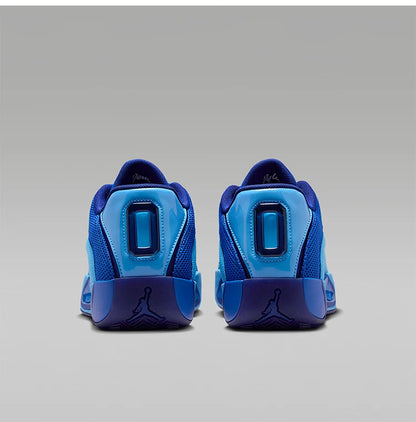 Nike Authentic Jordan moške modne košarkarske copate z oblazinjenim podplatom HQ4613-401