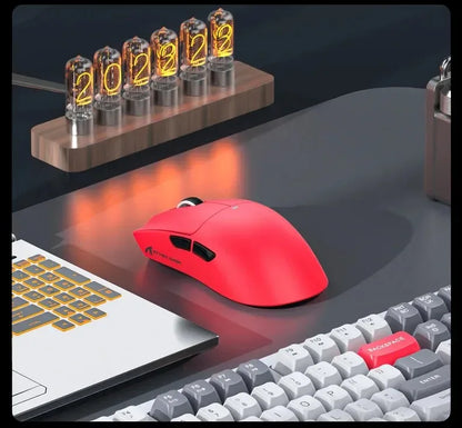 ATTACK SHARK X11SE ultra lagani bežični gaming miš, životni vijek od 20Million ciklusa, PAW3311 Gaming, 22KDPI, 400IPS, 40G, 1KHz, 65 Hours, 30mAH