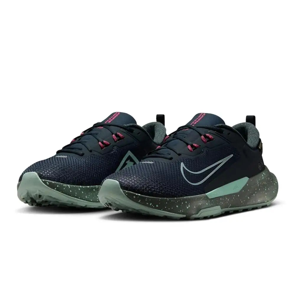 Nike Juniper Trail 2 GTX – elegantni in vsestranski moški športni copati: udobni, protizdrsni, trpežni in vodoodporni HM9734-302