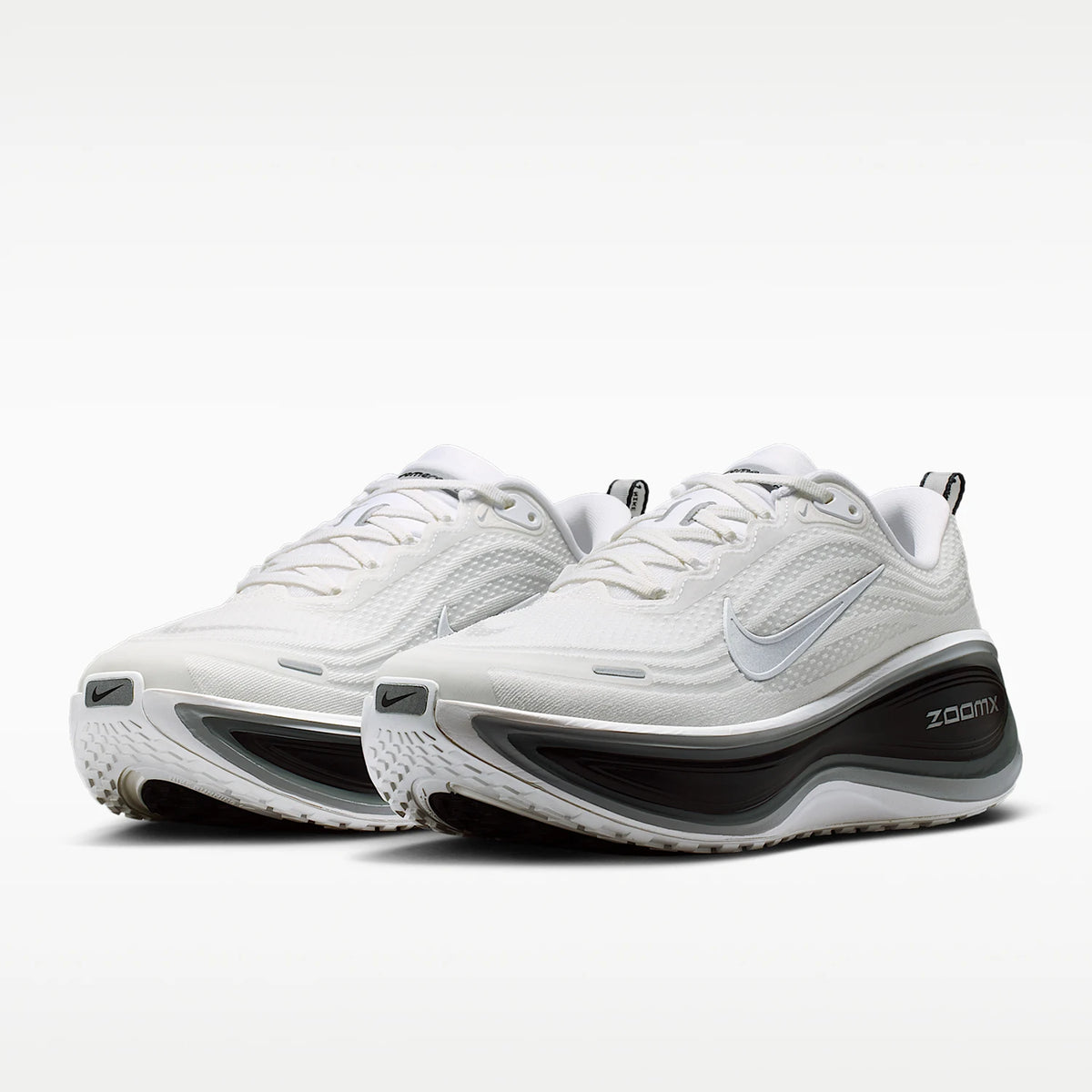 Nike Authentic Vomero Plus Herren-Laufschuhe, gepolstert, bequem und weich, II7181-102