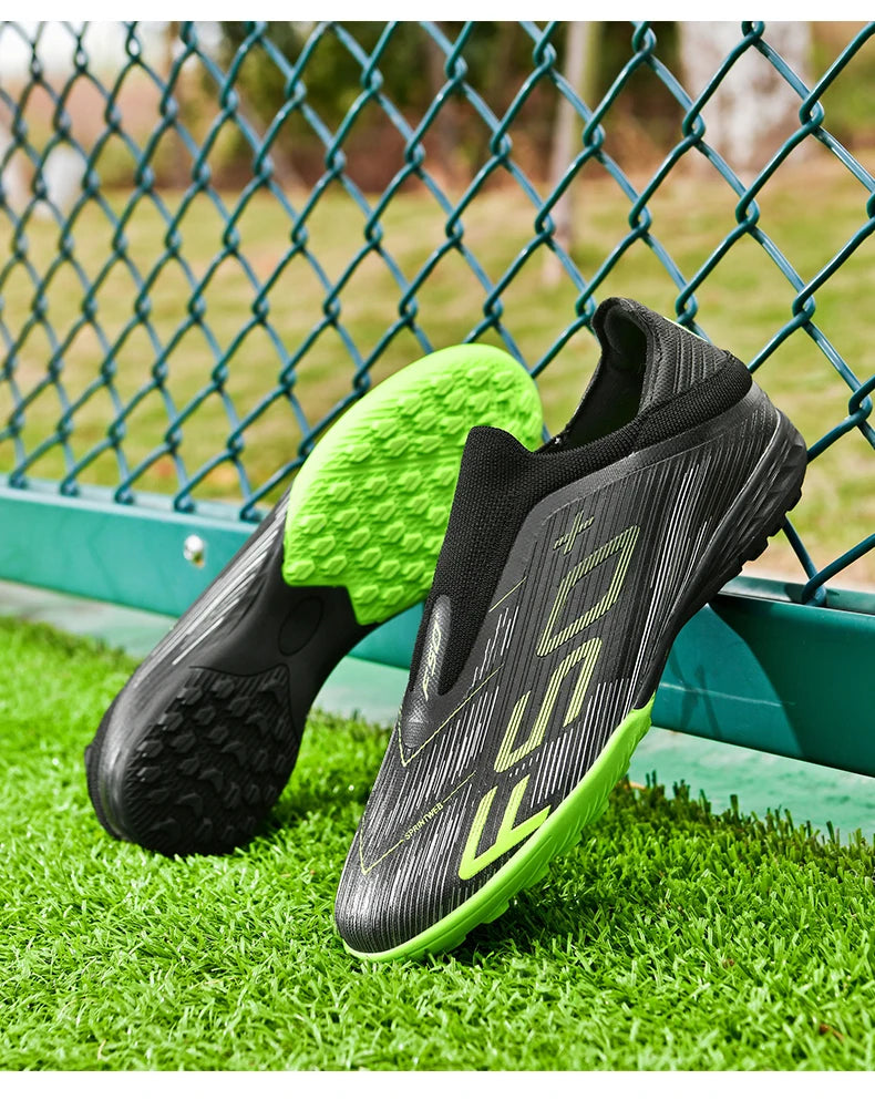 Nuove scarpe da calcio da uomo di alta qualità, tacchetti, scarpe da football, sneakers bestseller indoor per futsal, antiscivolo, da partita su erba, alte, outdoor