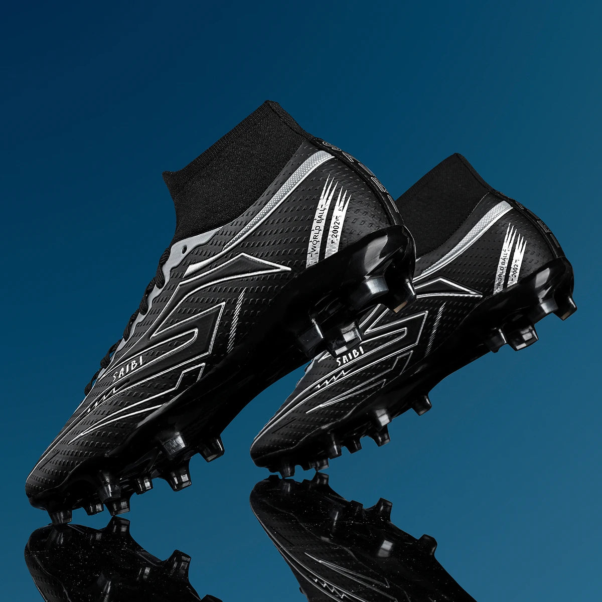 Men's Football Shoes, Anti-Slip Boots, AG/FG Spikes, Professional Training Shoes, Breathable Football Shoes