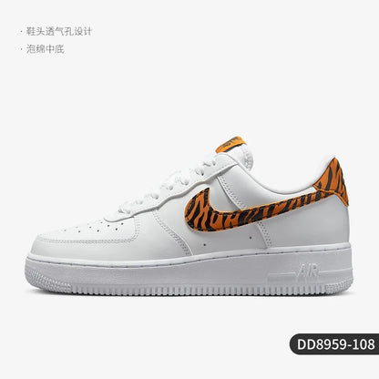 Nike Authentic Air Force 1 '07 Scarpe casual da donna Air Force 1 DD8959-108