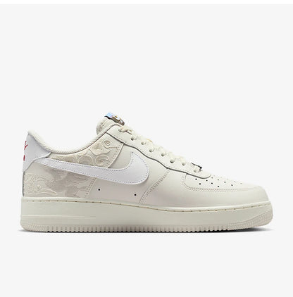 Nike originalni moški nizki športni čevlji Air Force 1 z zračno blazino IQ1119-011