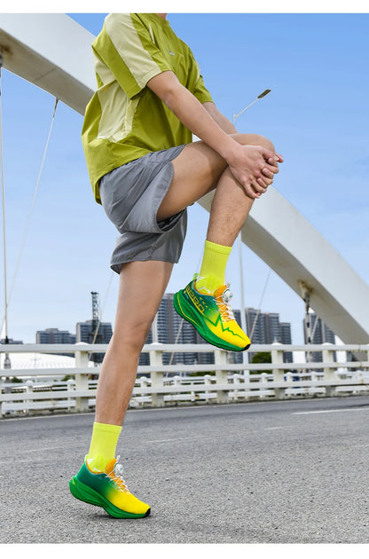 Laufschuhe für Herren mit Carbonplatte, Spezial-Sportschuhe, atmungsaktiv, leicht, bequeme rutschfeste Marathon-Sneaker für Damen