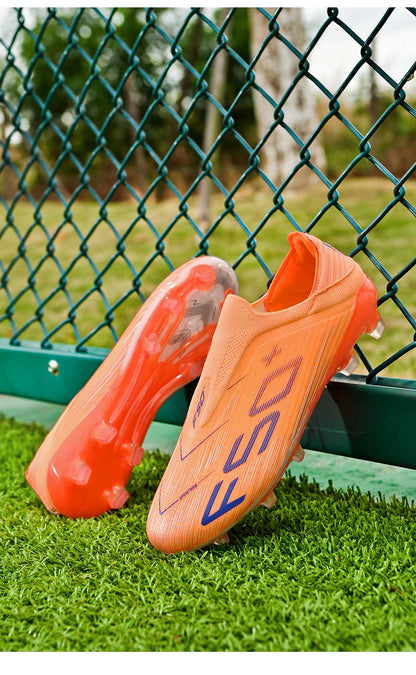 Nuove scarpe da calcio da uomo di alta qualità, tacchetti, scarpe da football, sneakers bestseller indoor per futsal, antiscivolo, da partita su erba, alte, outdoor