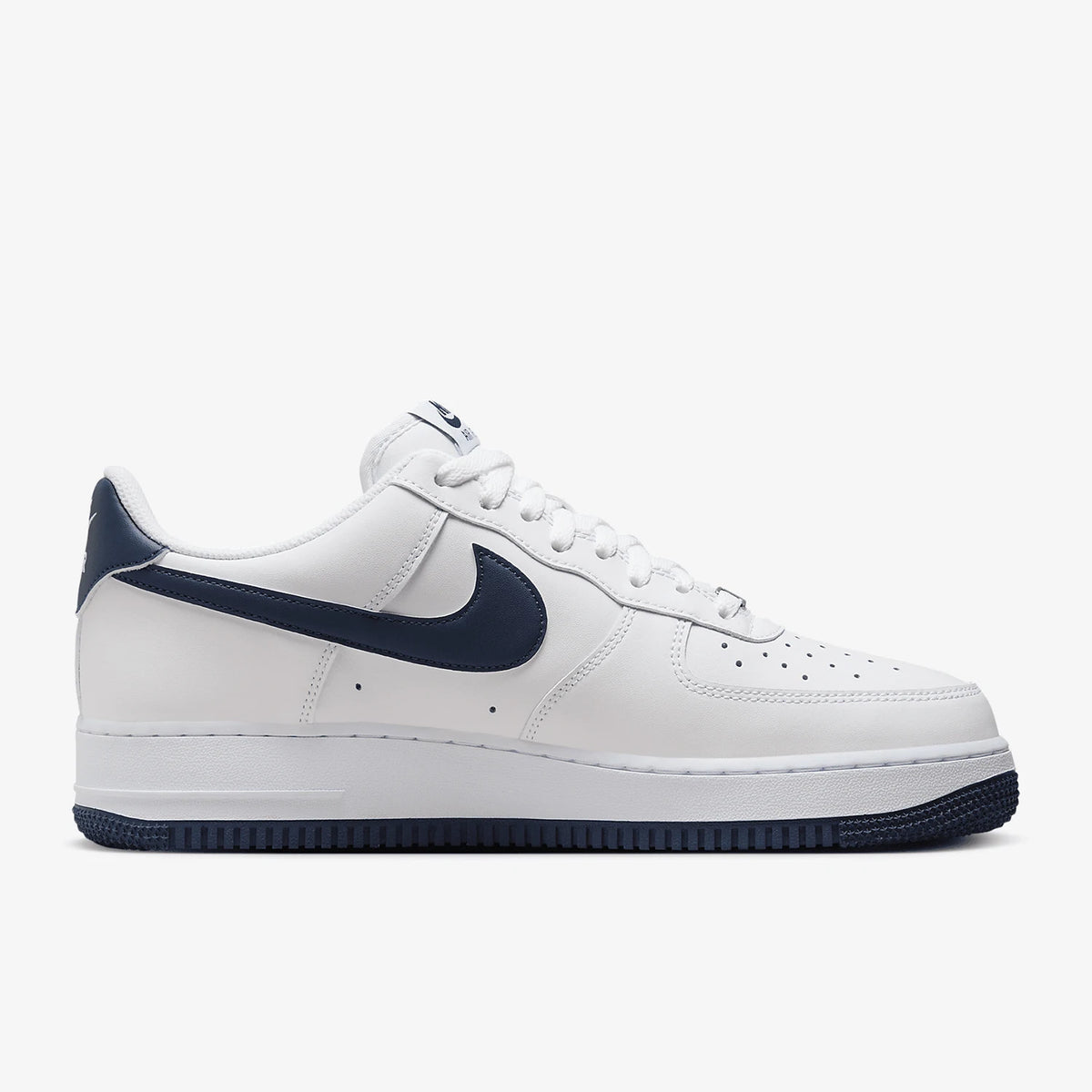 Uradni, avtentični moški športni čevlji Nike Air Force 1 07, odporni proti obrabi, FJ4146-104