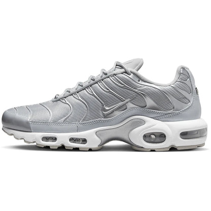 Uradni avtentični moški tekaški copati Nike AIR MAX PLUS z oblazinjenjem FJ1012-095