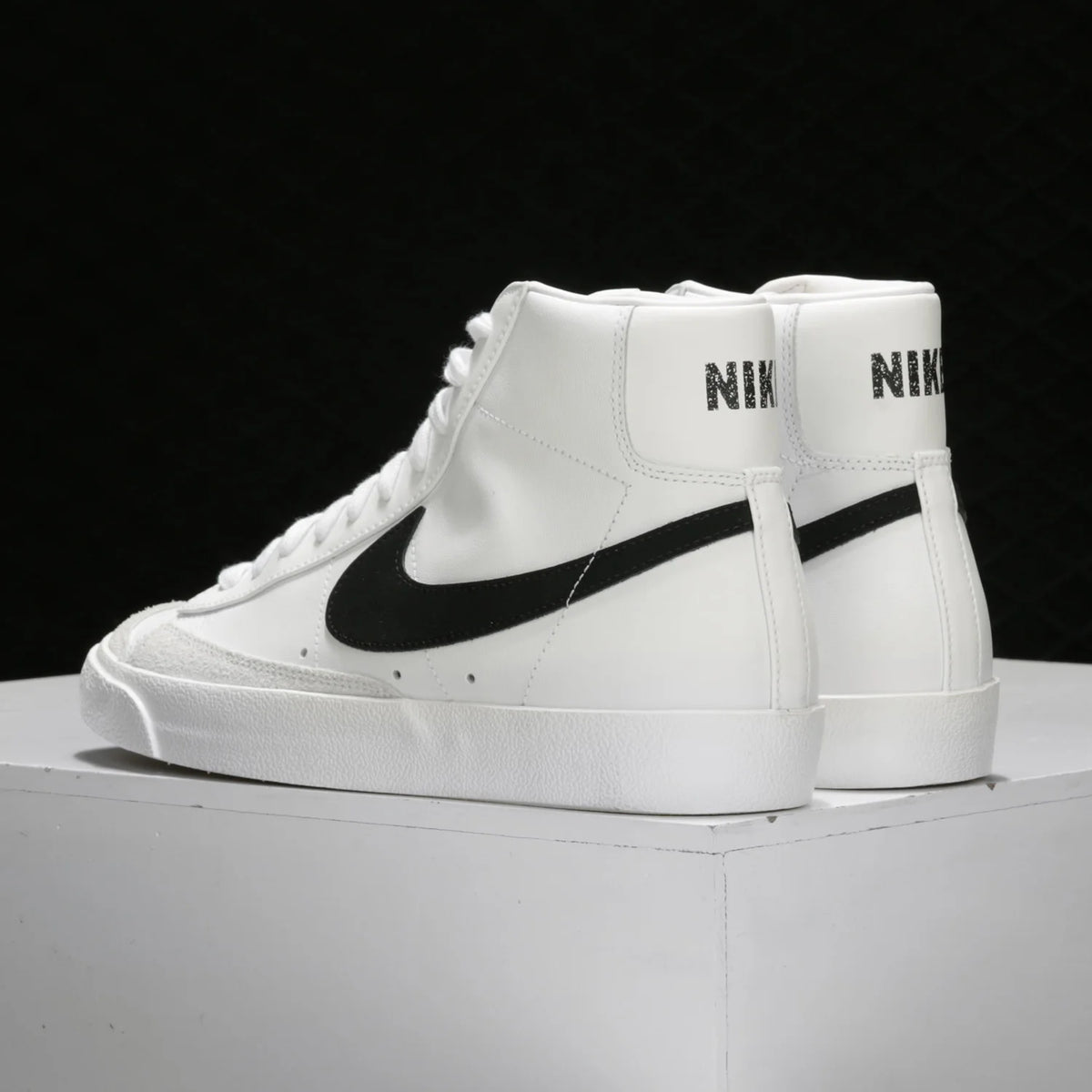 Nike Official Authentic BLAZER MID '77 Sneakers casual comode da uomo e da donna BQ6806-100
